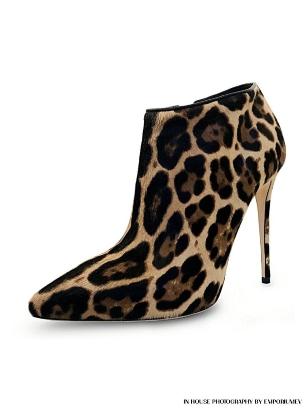 NIB Dolce and Gabbana Leopard Print Leather Women 7 US 37 EUR Ankle Heeled Boots